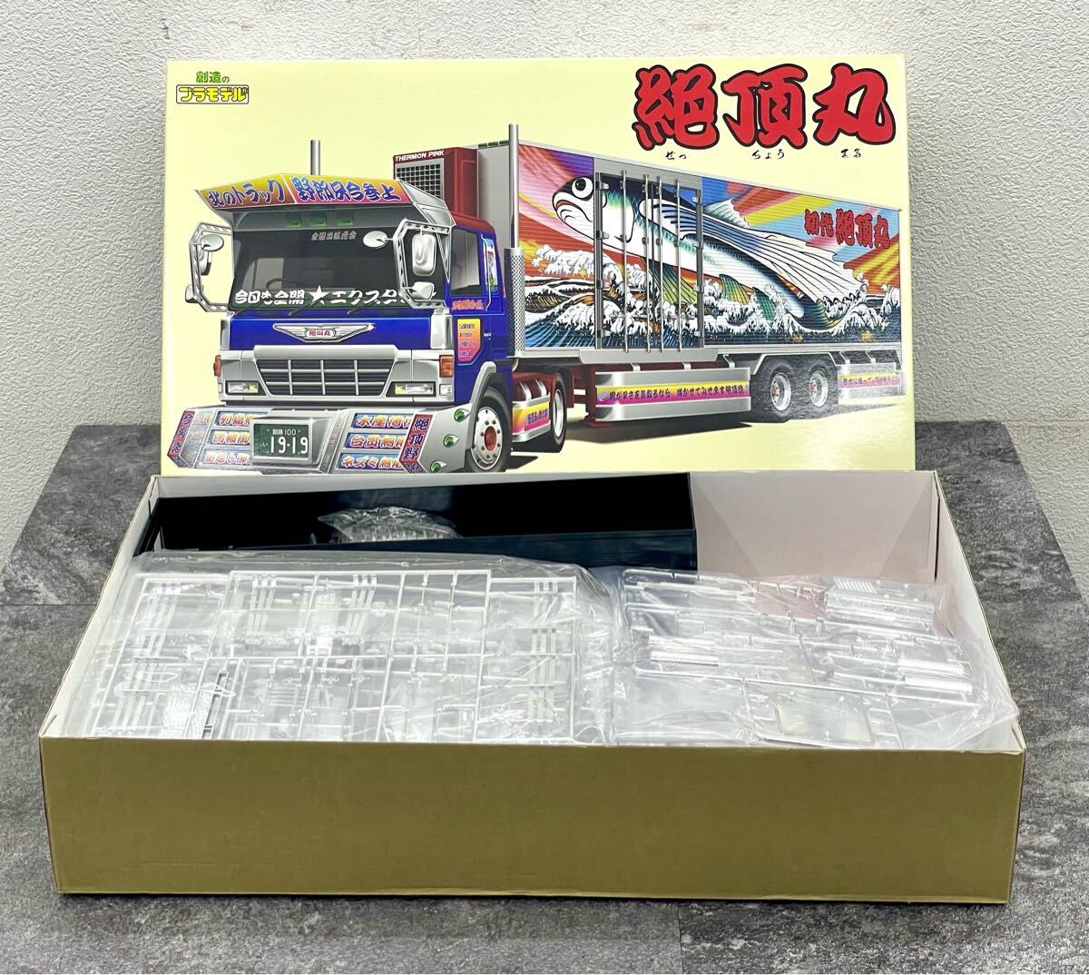 Yahoo!オークション -「デコトラ プラモデル アオシマ」の落札