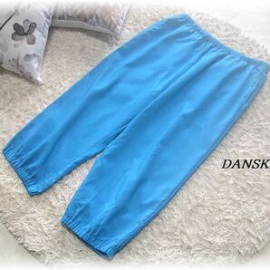 送料無料*ダンスキン/DANSKIN*背面プリントMOTIONサルエルクロップパンツ/スポーツウエア・フィットネス・ダンス/ウォッシャブル/S-DA