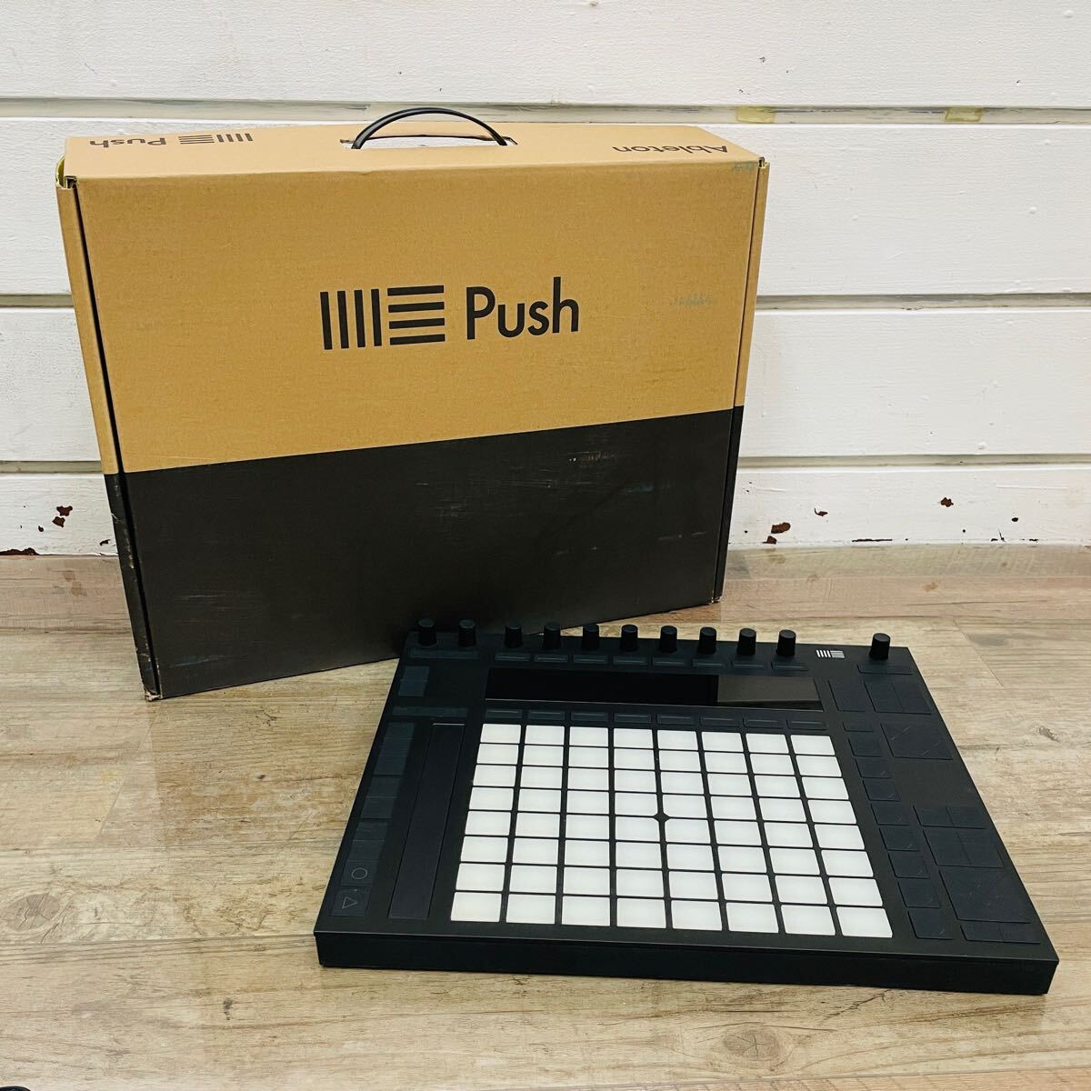 Yahoo!オークション -「ableton push2」(楽器、器材) の落札相場 Yahoo!オークション -「ableton push2」(楽器、器材) の落札相場