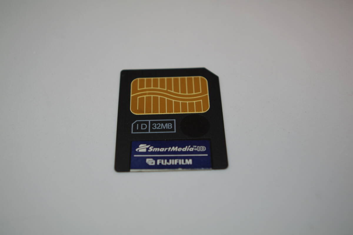 2503番 富士フィルム スマートメディア 64MB MG-64SW 未開封品