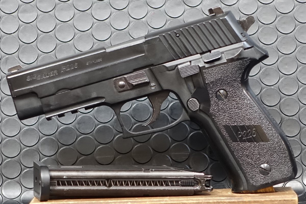 Yahoo!オークション -「タナカ p226」(ガスガン) (トイガン)の Yahoo!オークション -「タナカ p226」(ガスガン) (トイガン)の