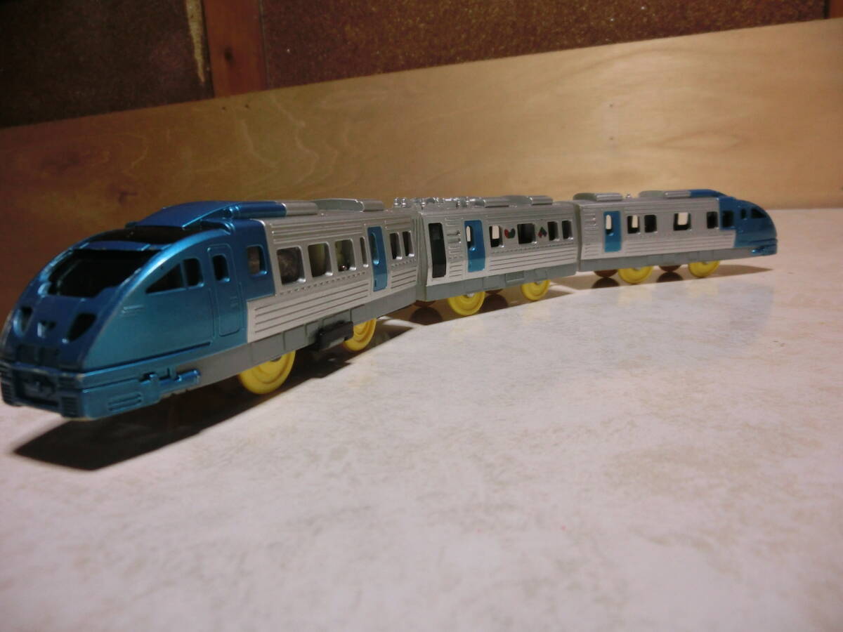 Yahoo!オークション -「883系」(車両単品) (プラレール)の落札 Yahoo!オークション -「883系」(車両単品) (プラレール)の落札