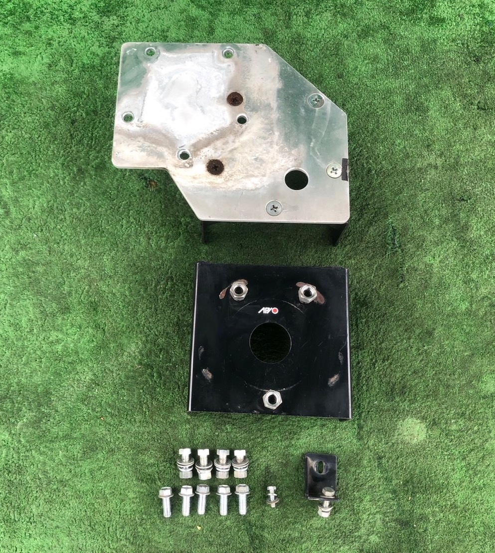 楽天市場】スズキ純正部品 背面タイヤブラケット ジムニー JB74