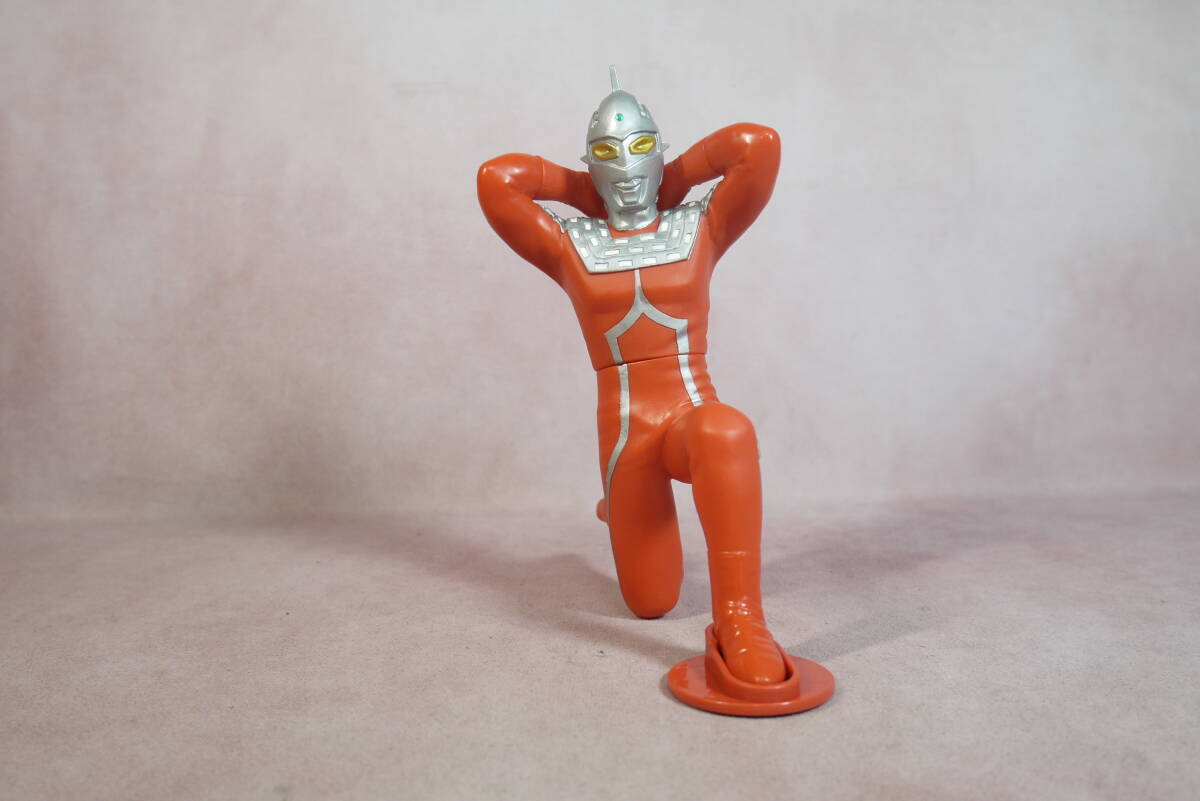 ヤモマーク ウルトラセブン 70年代カラー アイスラッガー手持ち