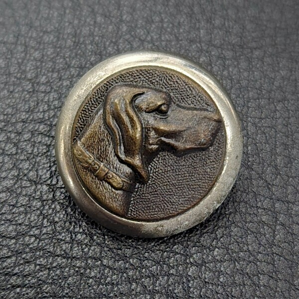 ハンティングボタン フランス ヴィンテージ french vintage フレンチワーク メタルボタン アンティーク 動物ボタン 補修 25.5mm 猟犬 paris