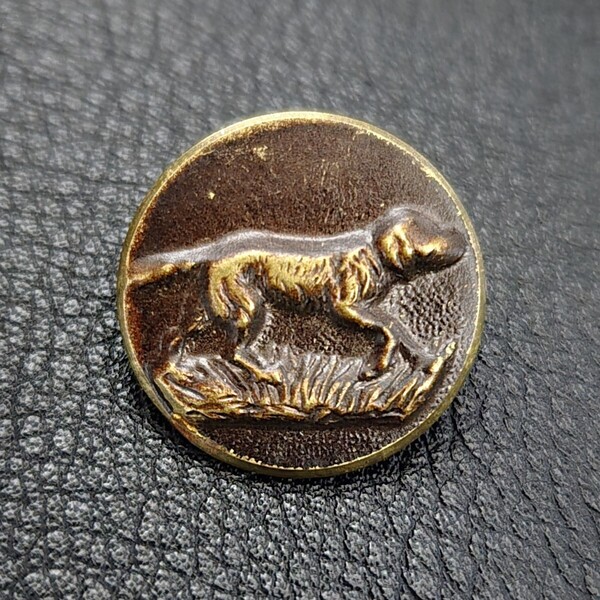 ハンティングボタン フランス 24mm ヴィンテージ french vintage メタルボタン アンティーク 動物ボタン 補修 猟犬