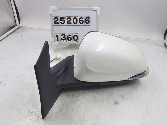 2025年最新】Yahoo!オークション -アクア nhp10 左ドアミラーの