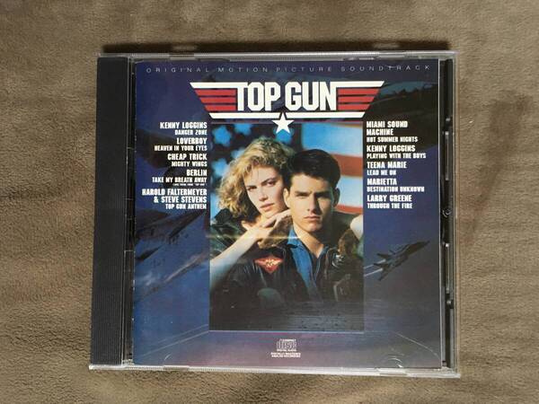 【 送料無料!!・盤面は比較的ですが奇麗な状態です!】★TOP GUN 輸入盤◇トップガン オリジナル・サウンドトラック◇全10曲★