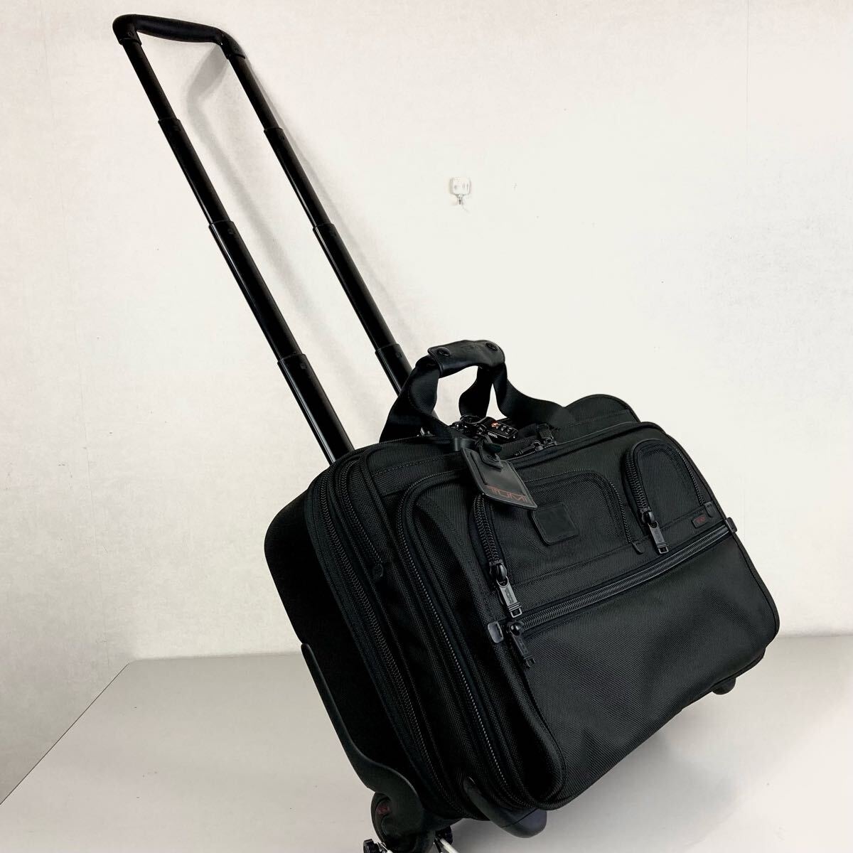 Yahoo!オークション -「tumi キャリー 2輪」(トゥミ) (と)の落札 Yahoo!オークション -「tumi キャリー 2輪」(トゥミ) (と)の落札