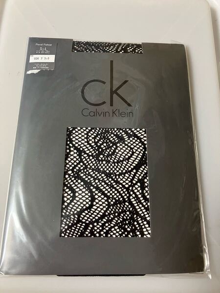 【送料無料】 calvin klein floral fishnet ブラック 柄 網 ネット 黒 カルバンクライン パンティストッキング タイツ panty stocking 編み