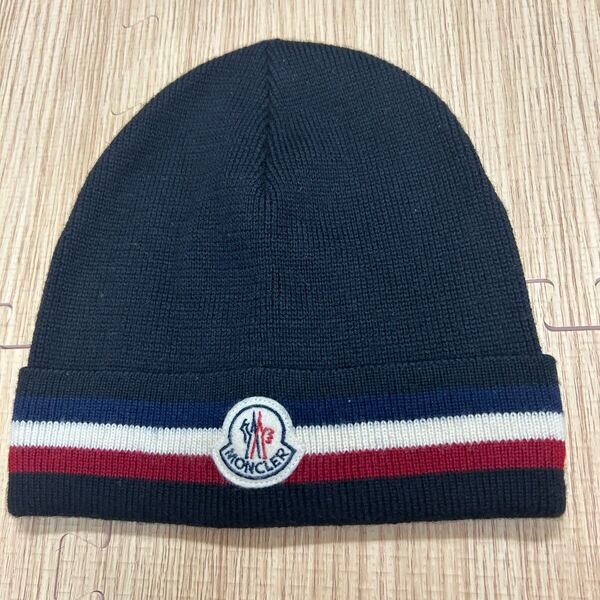 【美品】 MONCLER モンクレール ニット帽 ビーニー 帽子黒トリコロール