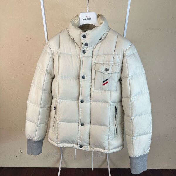 【最安値】 MONCLERモンクレールLEYNORD ダウンジャケットクリーム 0