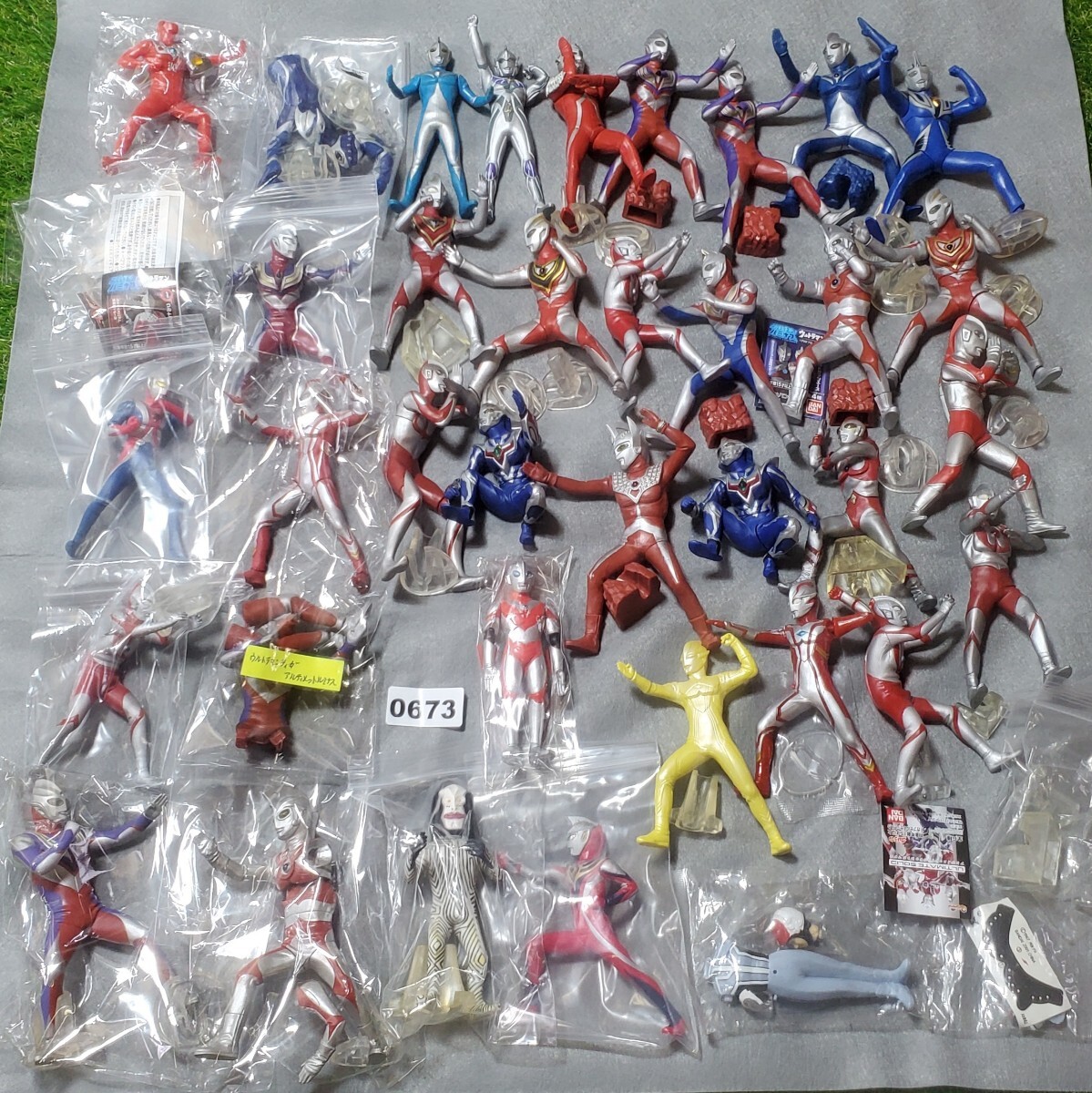 高品質の人気 Yahoo!オークション -「hg 大量」の落札相場・落札価格 ウルトラマン 特撮