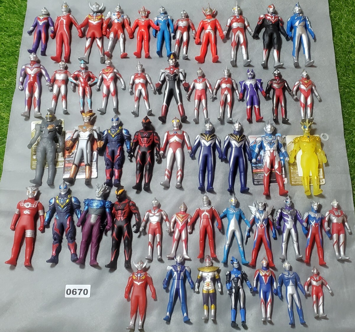 HGシリーズウルトラマン18点まとめ売り - メルカリ