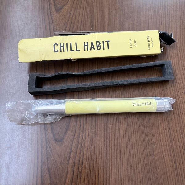704p2627☆ チルハビット CHILL HABIT 水パイプ 水タバコ 持ち運びシーシャ 持ち運び水タバコ (レモンドロップ)
