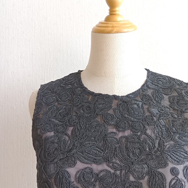 DAMA collection ダーマコレクション 総刺繍ワンピース 花柄 メッシュ ノースリーブ ブラック