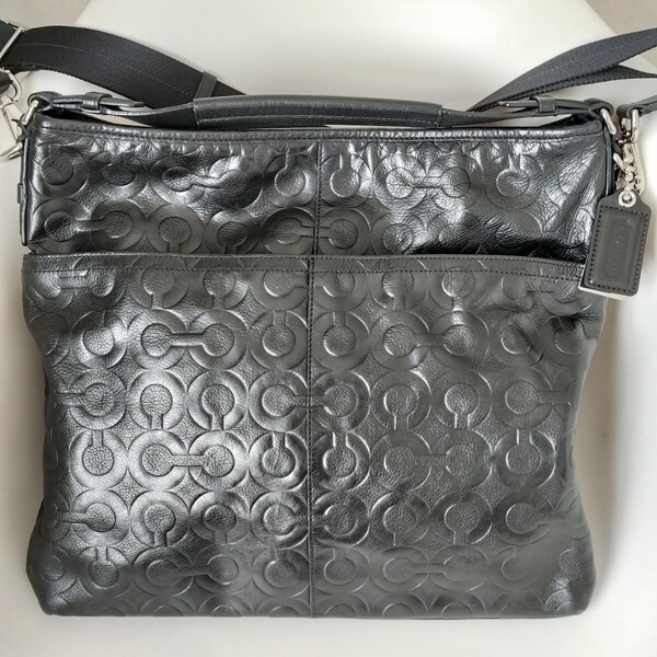 COACH コーチ シグネチャーライン (ロゴ型押し) 本革 ショルダーバッグ 黒 ブラックレザー