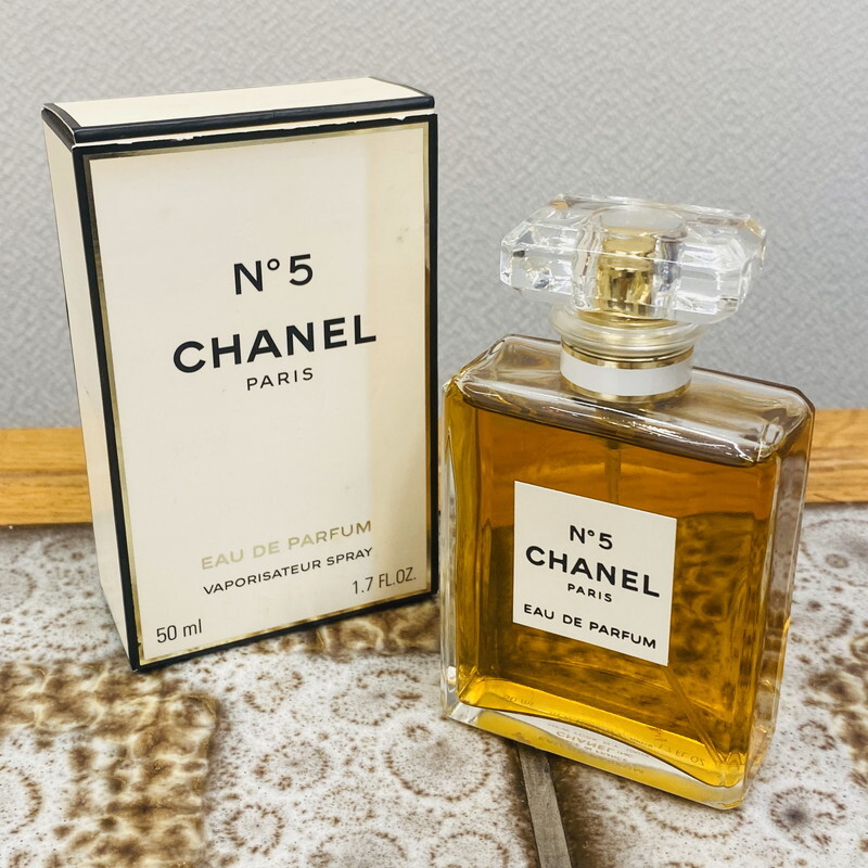 Amazon.co.jp: No.5 オードパルファム・ボトルタイプ 50ml