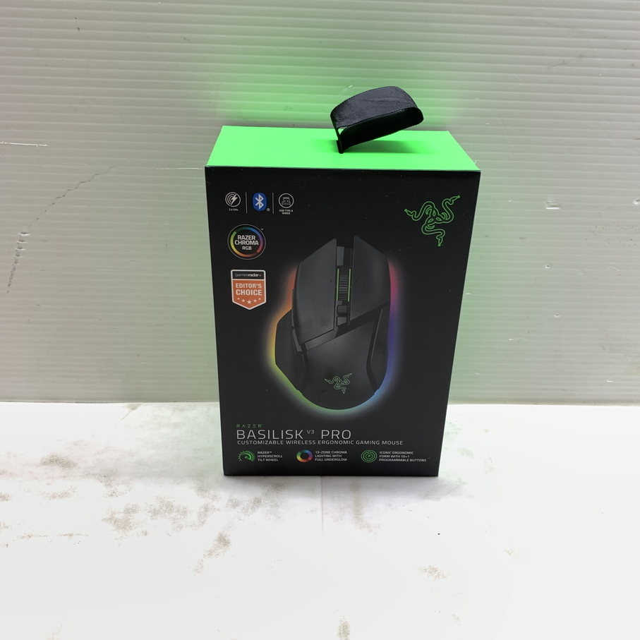 [中古美品]Razer Basilisk V3 Pro 35K s-l400.jpg