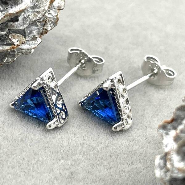 トライアングル スタッドピアス ◆ キャッチピアス メンズ シルバー925 20G BL 新品 人気 未使用 ストリート カジュアル 韓国系【PN275-1】