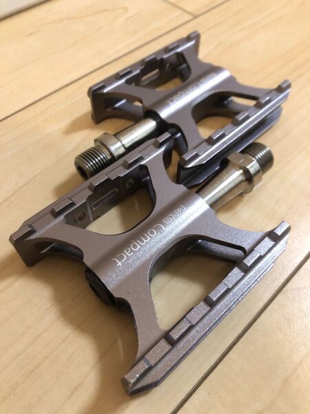 MKS コンパクト フラットペダル 中古美品 グレー