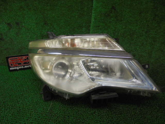 ☆新品 未使用☆日産 純正 C26 後期 セレナ LED ヘッドライト