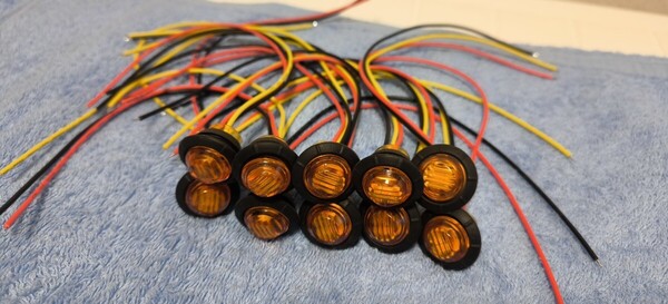 ボタンマーカーサイドマーカーアンバー フラッシュ10個セット 3 LED12〜30v 防水防塵 ip68埋込ユーロボルスカ日野フソウud いすゞ