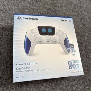 PS5 DualSense ワイヤレスコントローラー アストロボット リミテッドエディション CFI-ZCT1JZ3