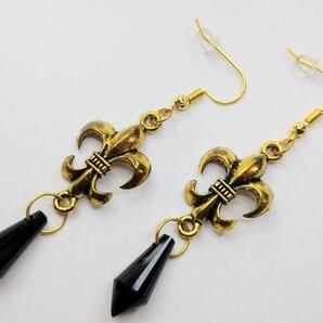 送料無料! スイングティアドロップフレア ピアス ゴールド ゆり ユリ ネオスマ