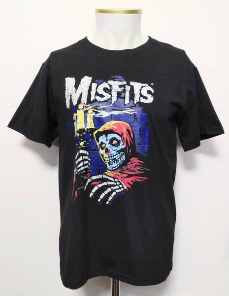 送料無料! 【Mサイズ】ミスフィッツ MISFITS Tシャツ ロックバンド パンク ろうそく ストリート 病み系 ネオスマ
