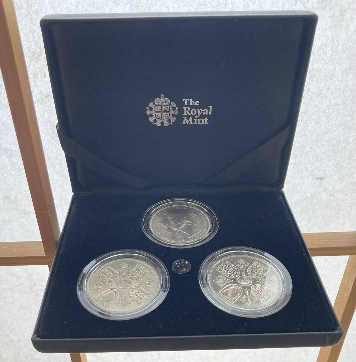 Yahoo!オークション -「1953 エリザベス クラウン」(世界) (硬貨 Yahoo!オークション -「1953 エリザベス クラウン」(世界) (硬貨