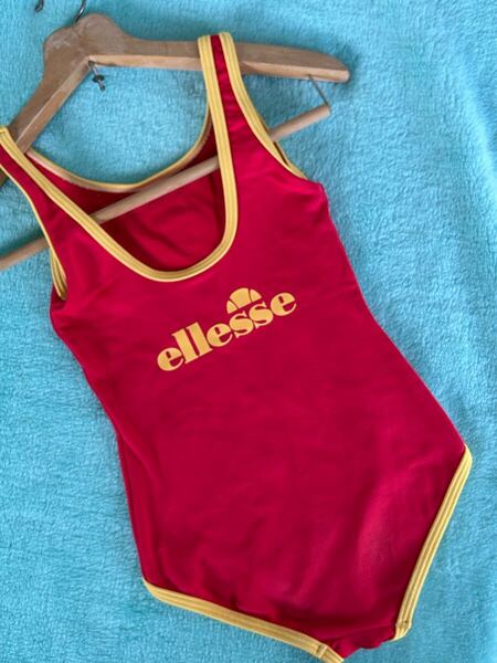 ◇ ellesse エレッセ 水着 サイズ140 洗濯済み