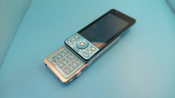 K2992 docomo FOMA LUMIX Phone P-03C Panasonic/ パナソニック /ケータイ/ 簡易動作確認&簡易清掃&初期化OK 判定○ 現状品 送料無料
