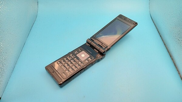 K3055 docomo FOMA P905i Panasonic/パナソニック/ケータイ/ 簡易動作確認&簡易清掃&初期化OK 判定○ 現状品 送料無料