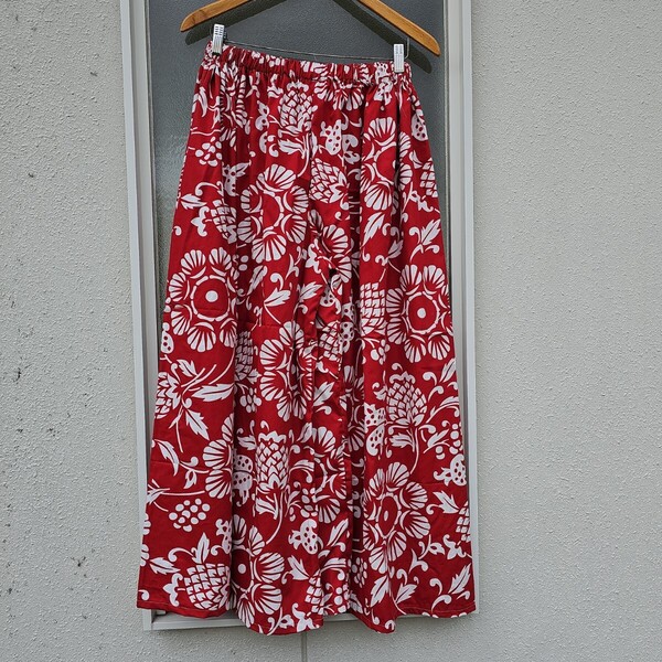 即決 送料込 ハンドメイド USAコットン KAHALA カハラ 花 赤レッド お花 ワイドパンツ ガウチョパンツ 股上37㎝ 総ゴム 大きいサイズ LL