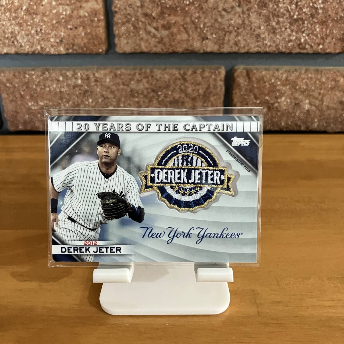 Topps デレクジーター ファーストホームラン記念メダリオン