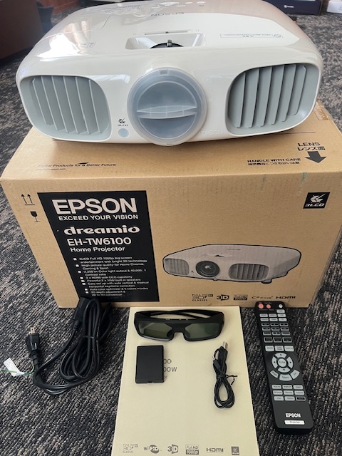 Yahoo!オークション - Panasonic プロジェクター PT-DZ10K 3 Yahoo!オークション - Panasonic プロジェクター PT-DZ10K 3