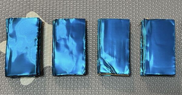 送料無料 デッドニング 制振シート 40枚 (5cmx10cm) 車 オーディオ 音質向上 ビビり防止