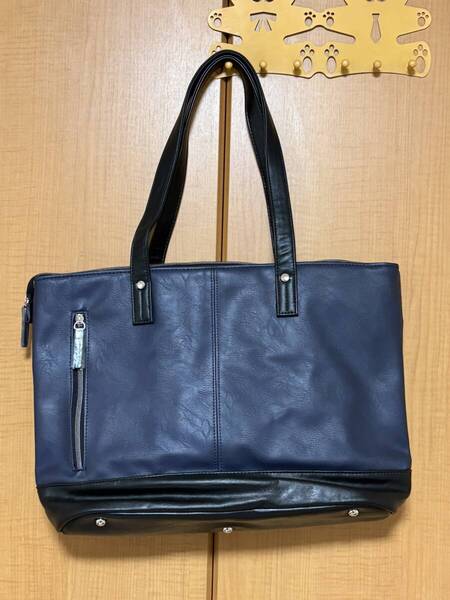 送料無料未使用★サンワサプライ 男女兼用トートバッグ★NAVY×BLACK★縦30cm×横43cm×厚さ13cm★合皮製★SANWA SUPPLY