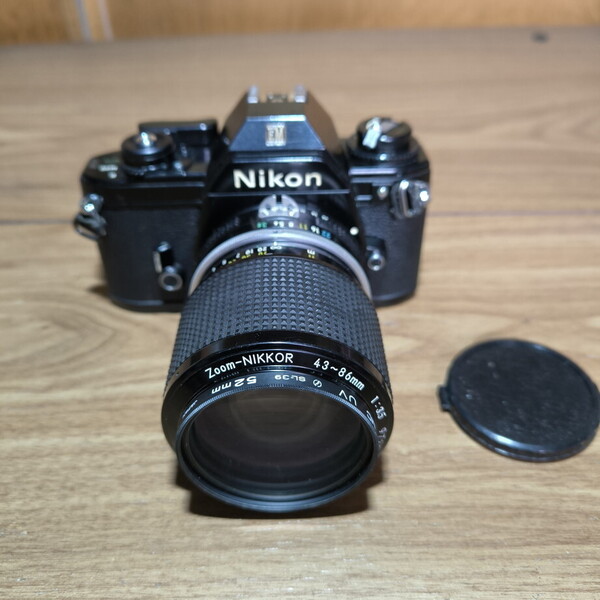 Nikon EM M90 ZOOM NIKKOR 43-86mm 3.5 フィルムカメラ