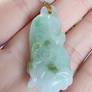 R2-0859天然本翡翠《本物保証》翡翠お守り ホルダー/キー,カバンなどに飾り 一点物 魔除け 昇進 成功風水 金運 縁起物 パワーストーン