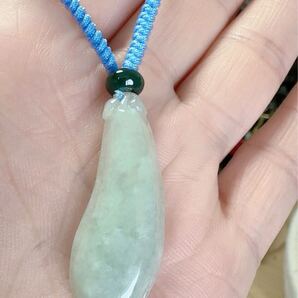 R2-0851天然本翡翠《本物保証》翡翠お守り ホルダー/キー,カバンなどに飾り 一点物 魔除け 昇進 成功風水 金運 縁起物 パワーストーン