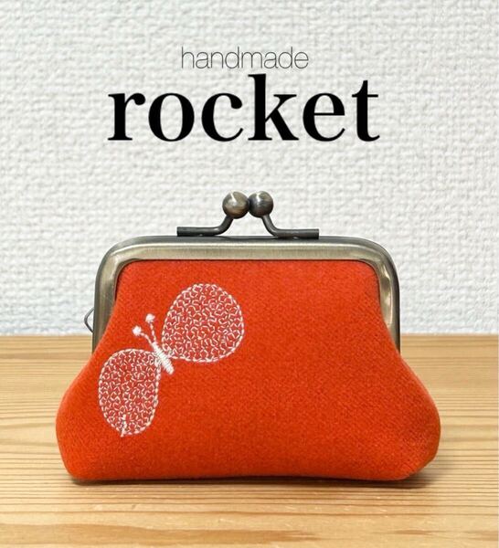 ★ ハンドメイド ミニ がま口 ポーチ 小銭入れ お財布 choucho DOP オレンジ 刺繍 ★ ミナペルホネン ちょうちょ ドップ 生地 はぎれ mina