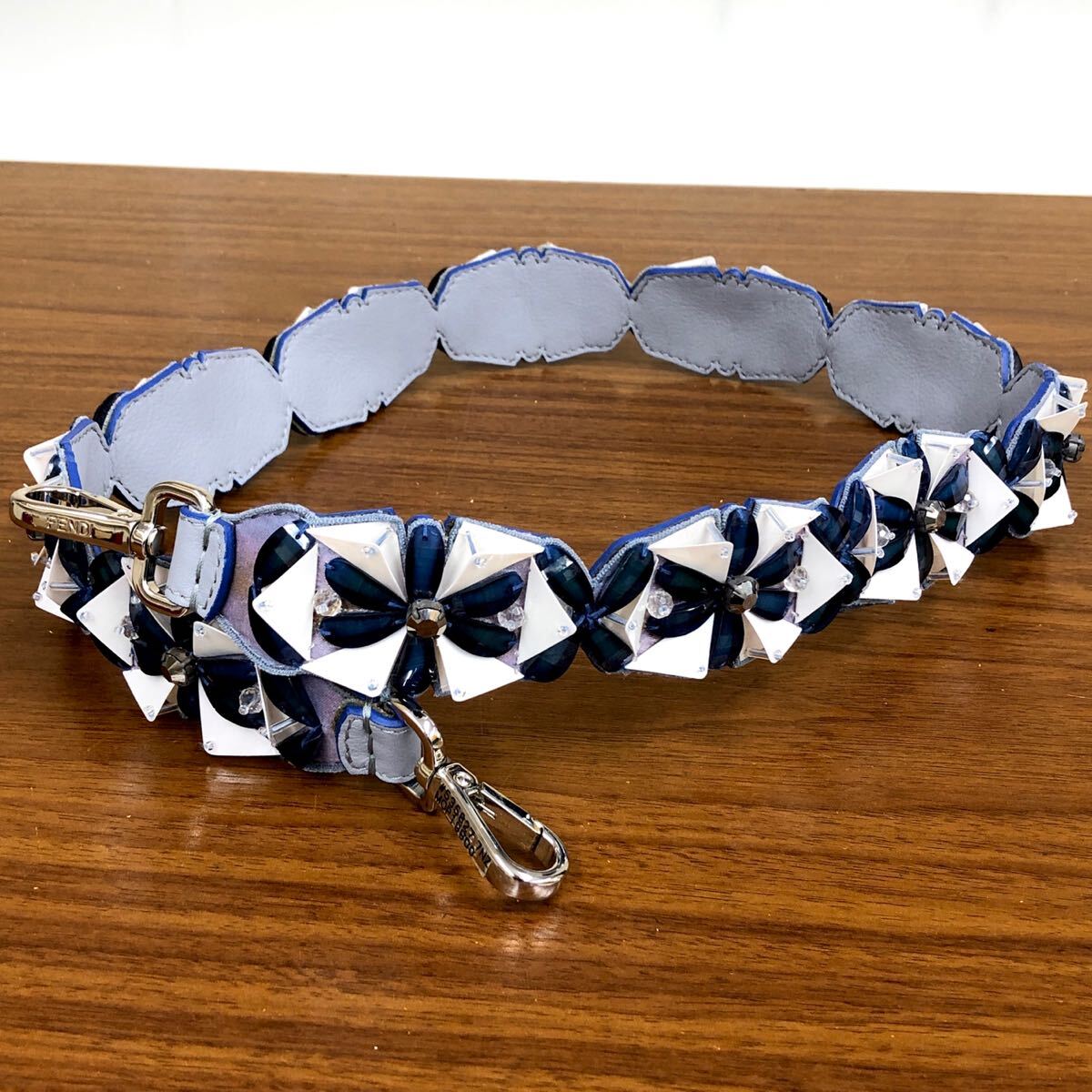 2025年最新】Yahoo!オークション -fendi ストラップユーの中古品 2025年最新】Yahoo!オークション -fendi ストラップユーの中古品