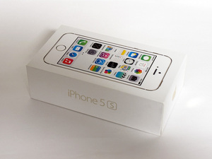 【即決】Apple iPhone 5s ゴールド 箱のみ 美品 複数在庫あり 本体/充電器/USBケーブルなし