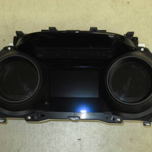 全国送料無料!MXPJ10 ヤリスクロス ハイブリッドX純正スピードメーター中古品 83800-5D110 457300-7196 メーター 実動車外し品との事!