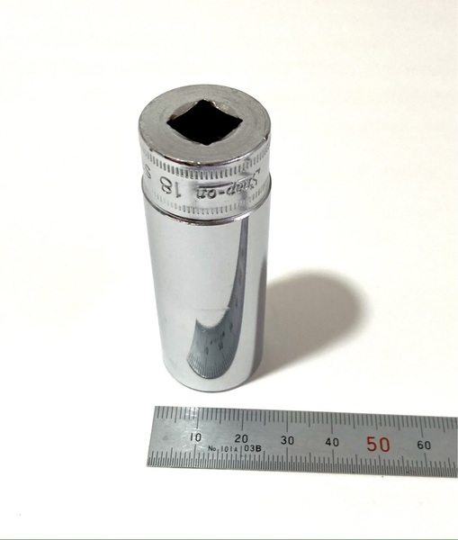USA オールドスナップオン旧ロゴ SFM18 Snap-on 3/8 18mm12Pディープソケット`80年製 当時物中古 少々キズあり 長期保管品