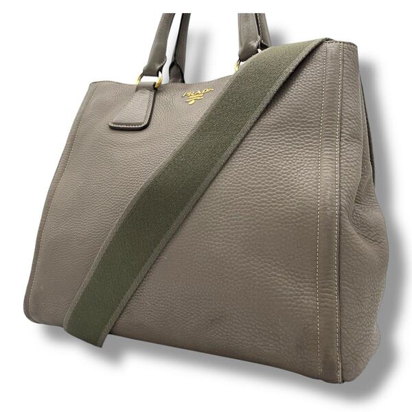 プラダ PRADA ハンドバッグ 2WAY ショルダーバッグ トートバッグ レザー ゴールド金具 斜め掛け
