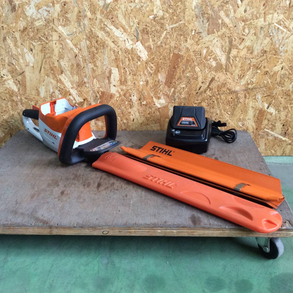 2025年最新】Yahoo!オークション -stihl バッテリーの中古品 2025年最新】Yahoo!オークション -stihl バッテリーの中古品