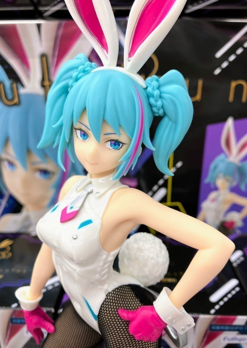 Yahoo!オークション -「バニーフィギュア」(初音ミク) (コミック Yahoo!オークション -「バニーフィギュア」(初音ミク) (コミック